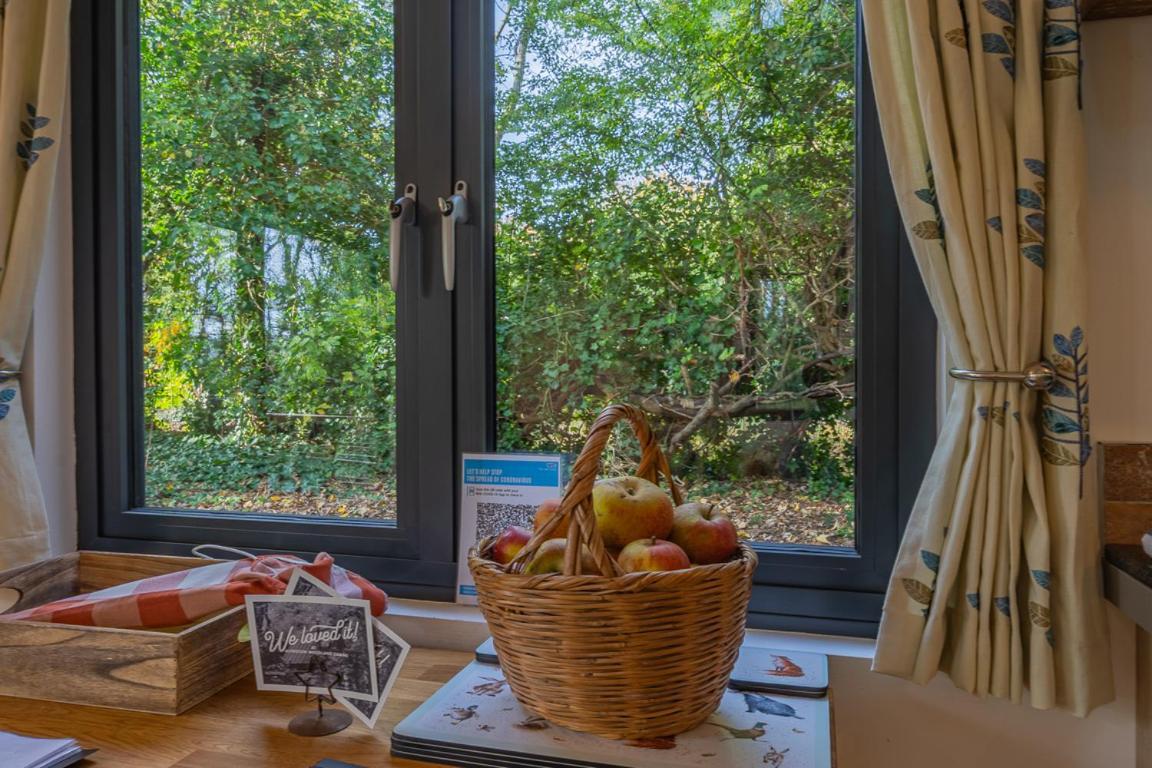 Badgers Rest With Hot Tub Option - See Extras Rye Exterior foto